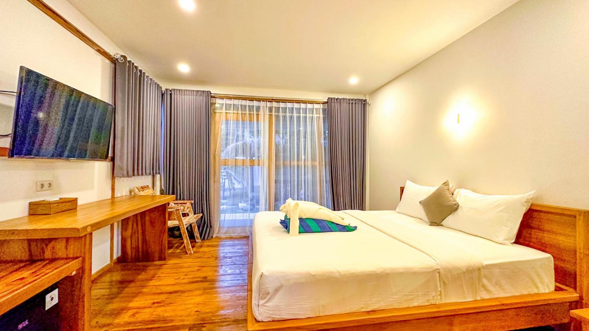 Serene Beach Villa Gili Trawangan Exterior photo