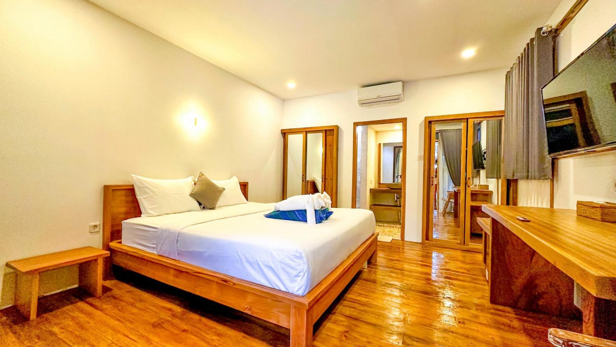 Serene Beach Villa Gili Trawangan Exterior photo