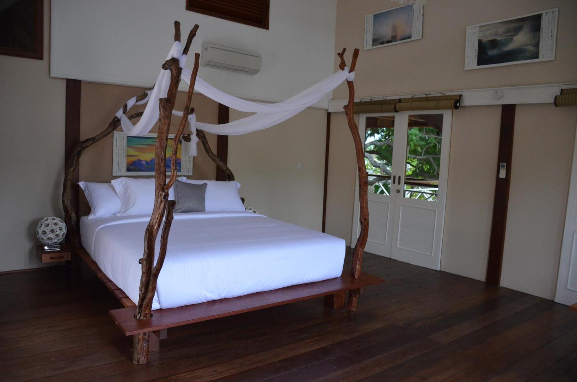 Serene Beach Villa Gili Trawangan Room photo